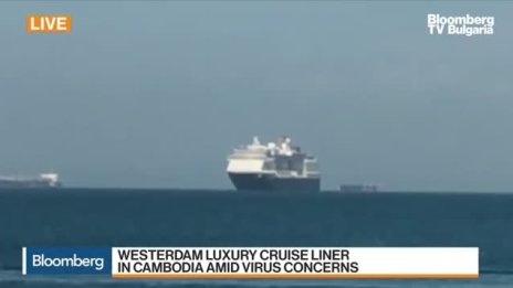 На фона на епидемията Камбоджа прие луксозния лайнер Westeram