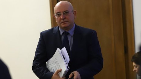 Екоминистърът: Отпадъци по вода у нас ще влизат само през Варна