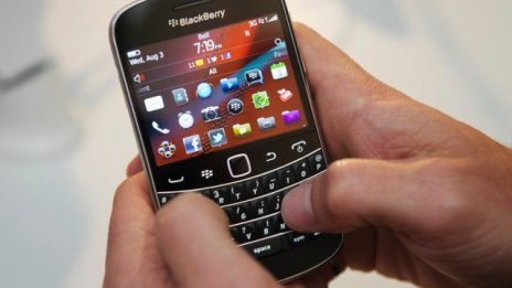 Blackberry възобновява производството на своя смартфон Bold с BB7