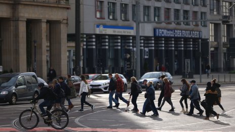 МВФ: Европа я чака „меко кацане“, но високите лихви трябва да останат