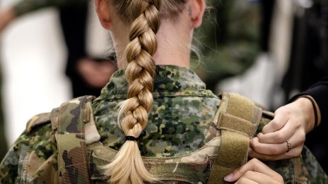Жени в армията – Европа се подготвя за новите предизвикателства за отбраната