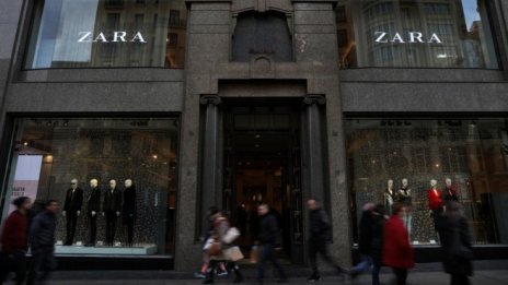 Предизвикателствата пред Zara и как новите технологии променят играта