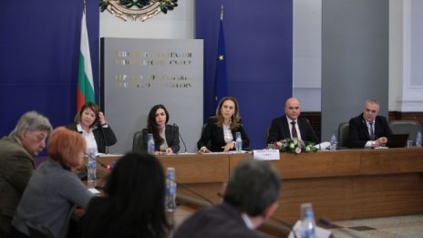 АИКБ иска отлагане на увеличаването на минималната заплата за 2020 г.