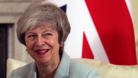 Мей ще призове нетърпеливите депутати „да контролират нервите си"