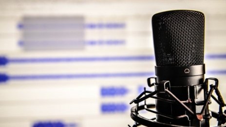 Рекорден брой журналисти са задържани в затвори през 2021 г.