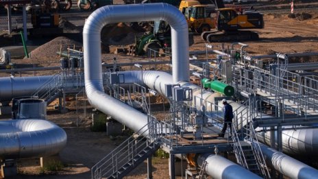 "Северен поток" 2 няма да заработи преди юли 2022 г.