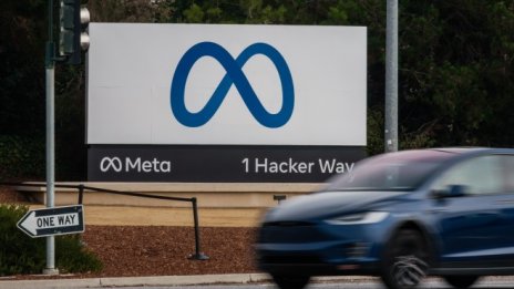 50 хил. потребители на Facebook са били обект на корпоративно наблюдение