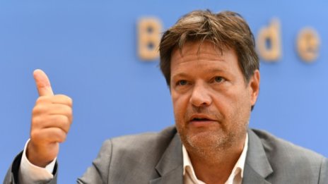 Зелените увеличават преднината пред консерваторите на Меркел