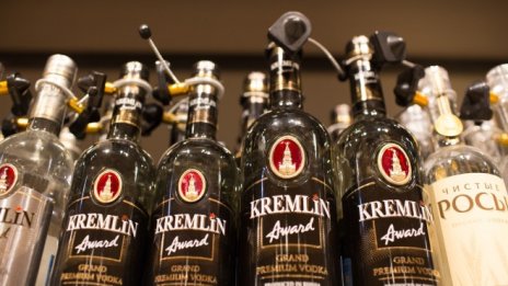 Износът на водка от Русия спада с над 30% през януари