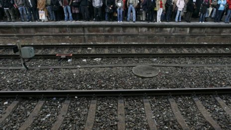 Стачка на машинистите блокира германския жп транспорт