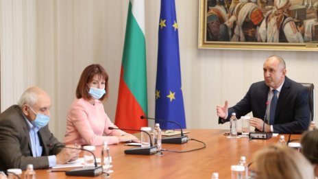 ЦИК: Ще трябват 2 седмици за настройване на машините за избори на различни дати