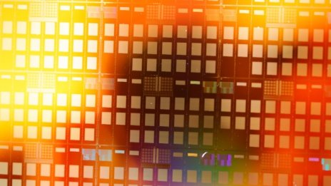 Бумът на инвестициите в чипове е едва в началото си