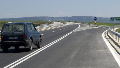 Нови осем километра от магистрала "Хемус" вече са открити