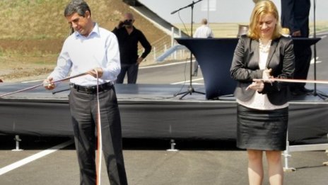 Кои транспортни обекти откри министър Терзиева в последните дни