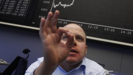 Кризата в еврозоната пак натисна европейските пазари