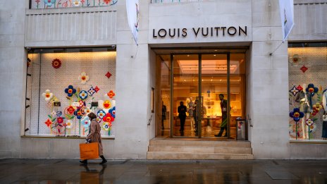 Акциите на LVMH се сриват след разочароващи тримесечни резултати