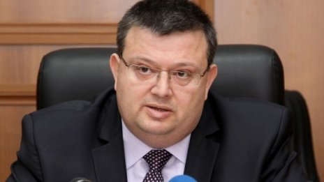 Ще се справи ли Сотир Цацаров като шеф на антикорупционната комисия?
