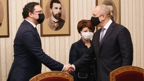 Радев към ГЕРБ: След изборите има промяна, всички трябва да се съобразяваме с нея