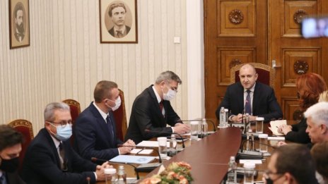 ДПС при президента: Политическата криза не настъпва за един ден