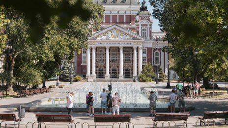 Населението на България се е стопило до 6,437 млн. души през 2024 г.