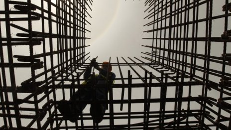 Машината за измами за черноработници от Балканите