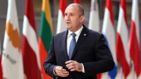 Р. Радев: Европа изостава от САЩ в практическите мерки за борба с корупцията