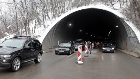 Ще ремонтират тунел "Витиня" само през нощта 