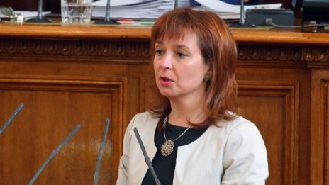 Зорница Русинова: 80-те млн. лв. от Европа са насочени към уязвими групи