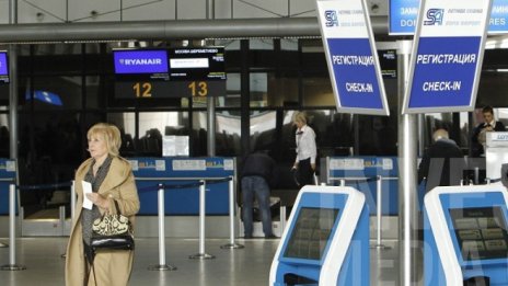Тенденцията за повече пътувания на българи в чужбина се запазва през ноември