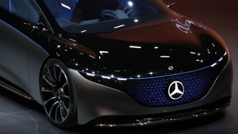 Mercedes влиза в нова ера със своя електрически флагман