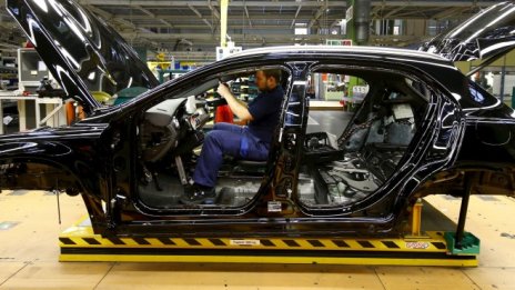 Фабричните поръчки в Германия растат с най-бърз темп от над 2 години