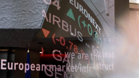 Оптимизмът за сделката между САЩ и ЕС напусна европейските фондови пазари