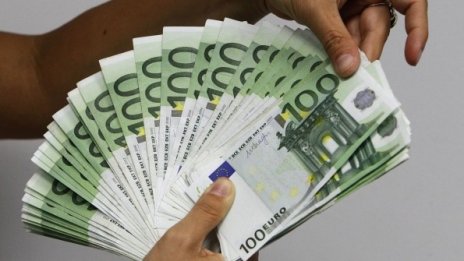 Заемите на бизнеса до 1 млн. евро поскъпнаха през август