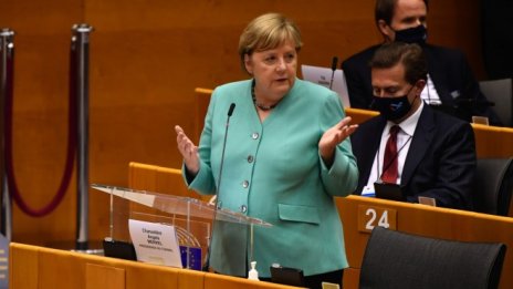 Меркел: Напредъкът по Brexit е слаб, казано дипломатично