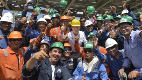 Графика на деня: Продуктивен ли е наистина 8-часовият работен ден?