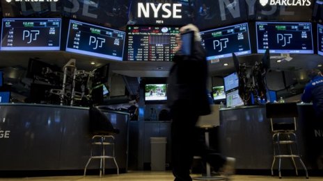Dow Jones скочи с над 200 пункта след речта на Марио Драги*