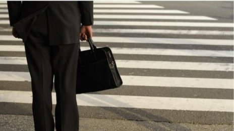 КЗК прекрати производството срещу четири застрахователни дружества*