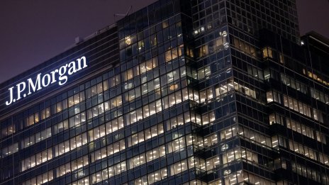 JPMorgan разочарова с по-ниски прогнози за печалбата си от лихви