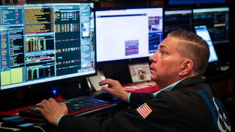 По-слабият доклад за работните места не успя да сломи оптимизма на Wall Street