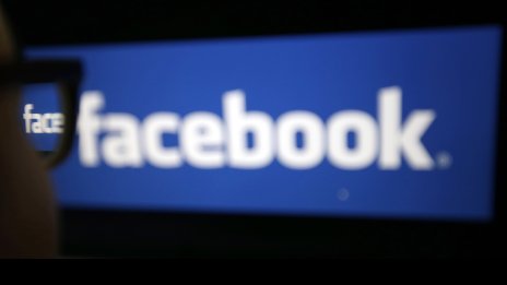 Facebook позволява на потребителите допълнително персонализиране на потока 