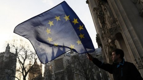 Bloomberg: България показва нежелание за предварителна стъпка преди еврозоната
