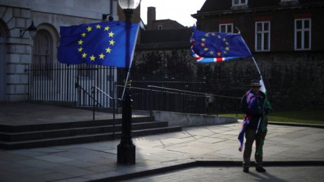 Три сценария за Brexit или какво очаква Тереза Мей оттук нататък