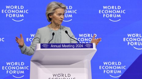 ЕС и Китай признаха, че проверките по вноса носят риск от по-широк търговски конфликт