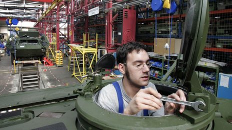 Украйна ухажва западни оръжейни производители да променят отбранителната ѝ индустрия