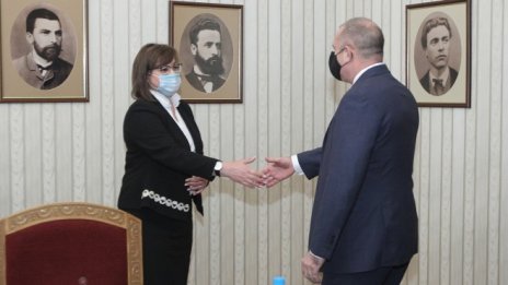 Румен Радев връчва третия мандат на БСП*