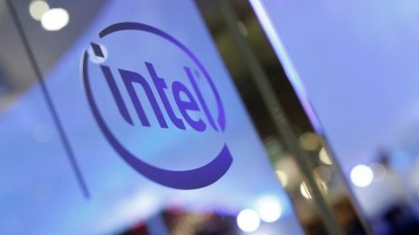 Intel готви революция във виртуалната реалност