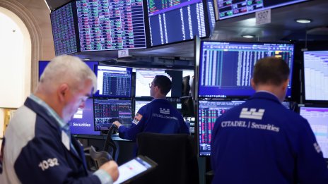 S&P 500 изпраща седмицата с над 5% ръст