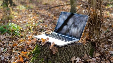 Прогноза: Поне 20-30% от заетите ще останат да работят от вкъщи