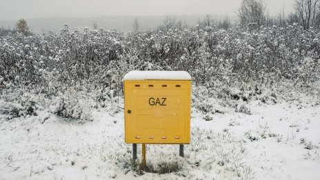 Макар и непълни, газохранилищата в ЕС изненадващо успокояват газовите пазари