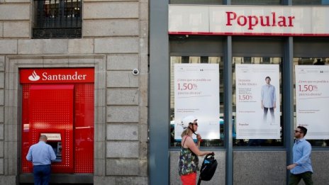 ЕК одобри придобиването на испанската Banco Popular от конкурентната Santander